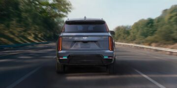 General Motors recorta más de 1,700 empleos por la caída en la demanda de vehículos eléctricos