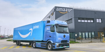 Amazon sacrifica 14,000 empleos corporativos para acelerar su revolución en iA: ¿Vendrán más?