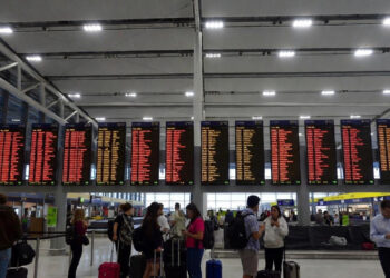 Aerolíneas cancelan cientos de vuelos y enfrentan pérdidas millonarias: ¿Habrá pronta solución?