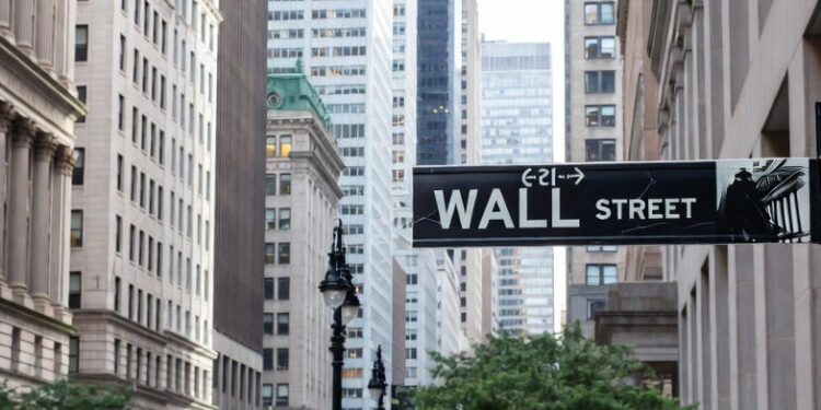 El Dow Jones rompe la barrera de los 48,000 puntos en medio de la expectativa por el fin del cierre del gobierno