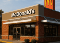 McDonald’s crece en ventas, pero advierte que los consumidores con menos ingresos reducirán su gasto en 2026