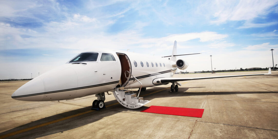 El auge del jet privado transforma la experiencia de viajar y redefine quién puede acceder al lujo en los cielos