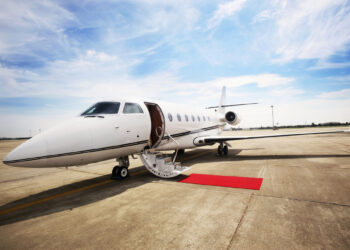 El auge del jet privado transforma la experiencia de viajar y redefine quién puede acceder al lujo en los cielos