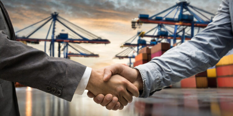 Qube alcanza un hito bursátil tras la oferta millonaria de Macquarie: $11,600 millones australianos