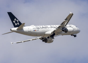 Radiación solar obliga a revisión urgente para miles de Airbus A320 : ¿Caos inminente en aeropuertos?