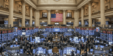 El Dow Jones cae casi 400 puntos y el Nasdaq se hunde 1.9% mientras las acciones de iA pierden impulso