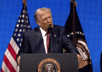 Trump Llega a Miami y revoluciona el America Business Forum