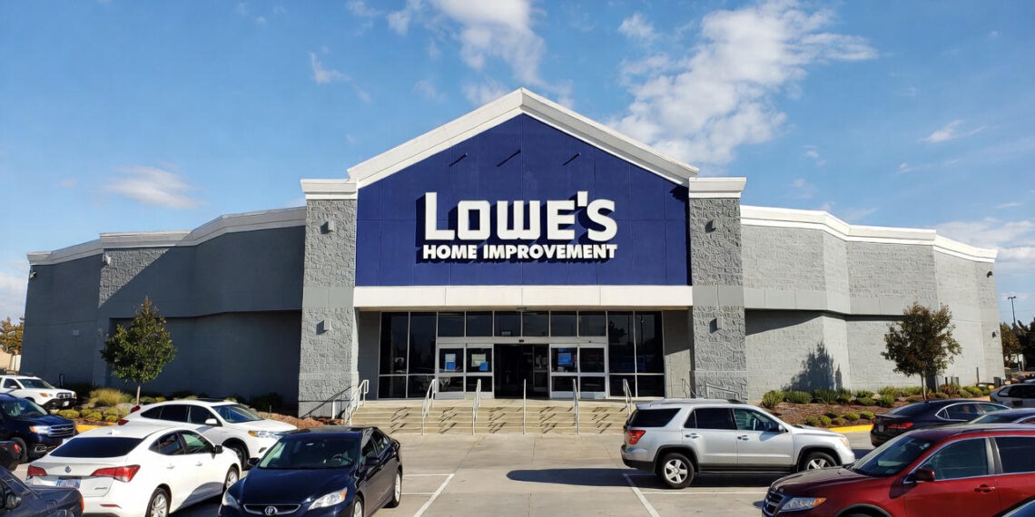 Lowe’s supera expectativas trimestrales, pero recorta su pronóstico anual en un clima de incertidumbre económica