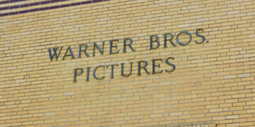 Paramount desafía a Warner Bros. Discovery y denuncia un proceso de venta “sesgado” a favor de Netflix