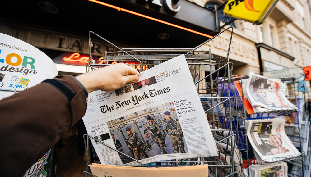 The New York Times enciende una batalla legal contra Perplexity por el uso de su  contenido en IA