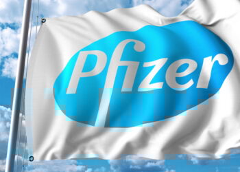 Pfizer anticipa un 2026 de transición mientras sus apuestas estratégicas aún maduran