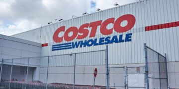 Costco supera previsiones, acelera ventas digitales y amplía su huella global pese a los aranceles