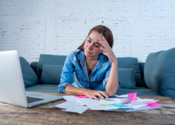 ¿Pueden perdonarse las deudas “compre ahora y pague después”? Un experto advierte sobre riesgos y aclara quién puede calificar