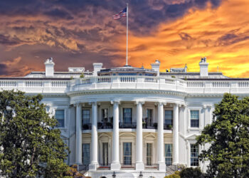 La desconexión Mercado – Economía: FED dividida, burbuja Ai, rally navideño, ¿Y ahora qué?