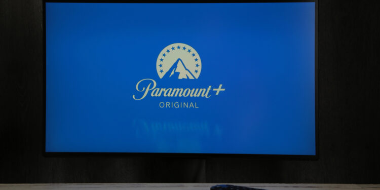 Paramount desata una ofensiva sin precedentes para arrebatar Warner a Netflix y ganar el favor de Trump