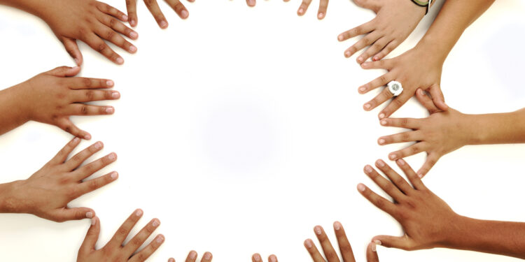 El racismo pasivo de las sociedades “tolerantes”