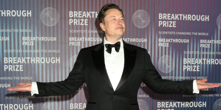 Elon Musk es el primer ser humano en alcanzar un patrimonio de $600,000 millones
