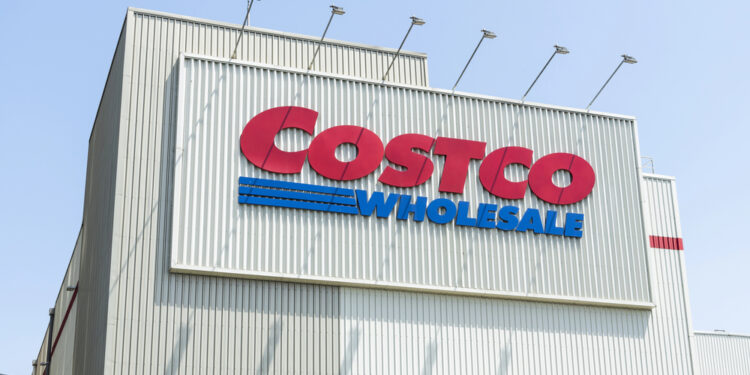 Costco desafía a la administración Trump y exige reembolsos arancelarios mientras el caso llega a la Corte Suprema