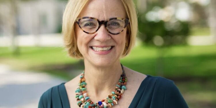 Eileen Higgins rompe el mapa político de Miami: Demócratas logran la victoria