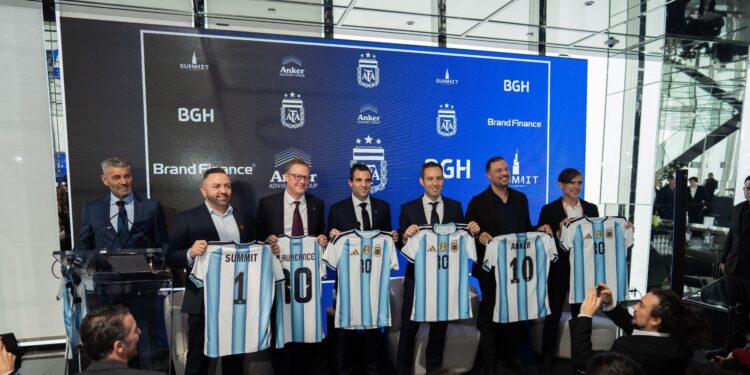 AFA deslumbra en Nueva York y se consolida como la marca futbolística nacional más fuerte del mundo