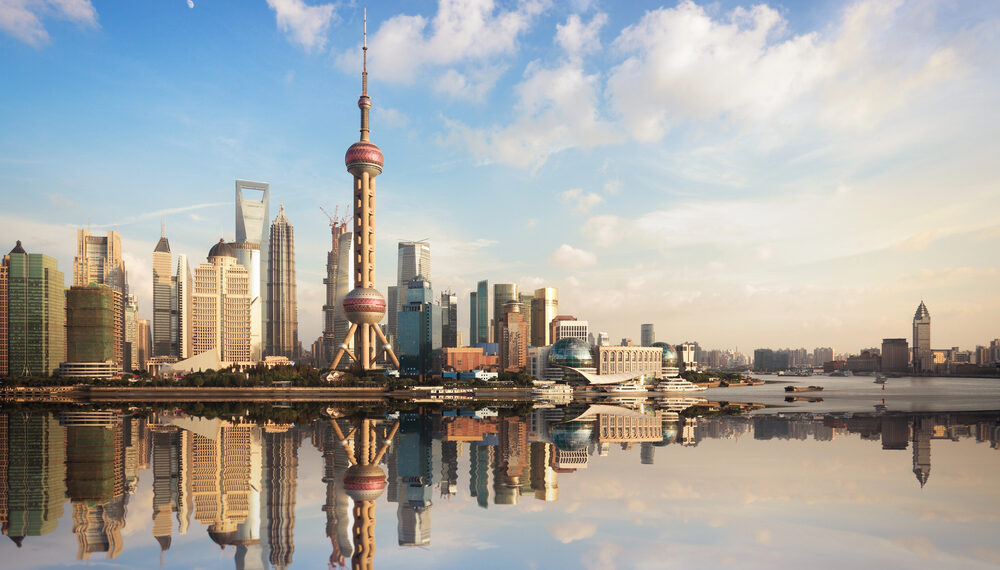 El superávit de China se dispara a niveles inéditos pese al retroceso de sus exportaciones a EE. UU.