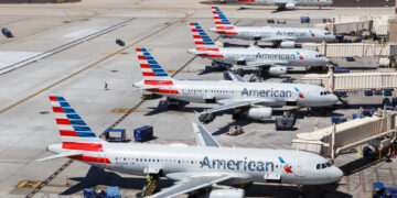 American Airlines apuesta al segmento premium pese a un trimestre que decepciona al mercado