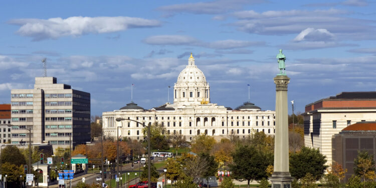Trump y Vance se pronuncian sobre lo ocurrido en Mineápolis