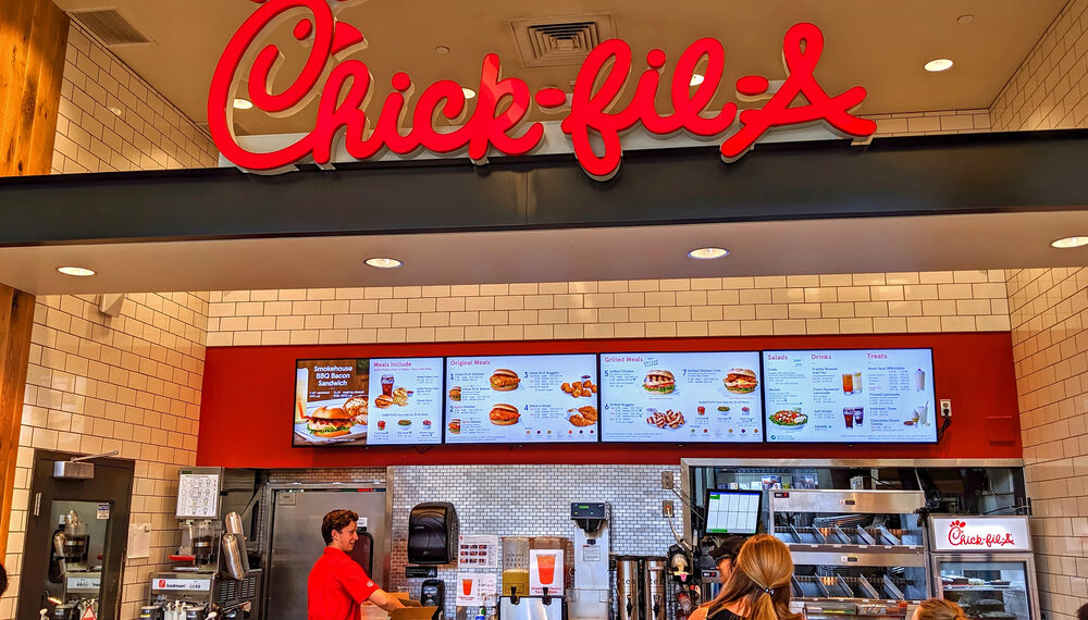 Chick-fil-A apuesta por la nostalgia para frenar la caída del tráfico en restaurantes