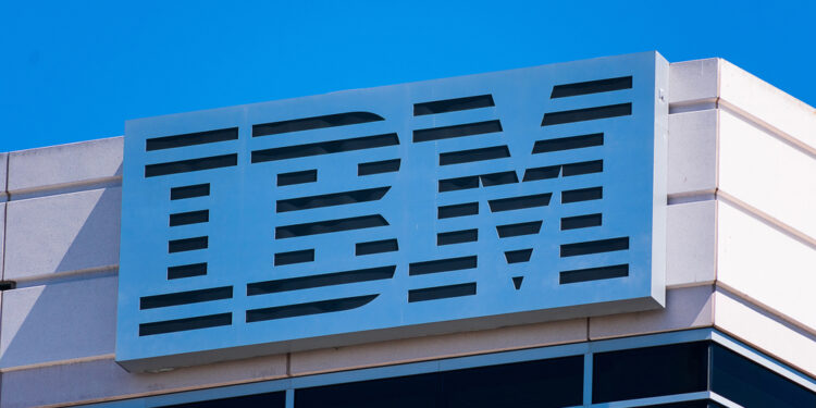 IBM impulsa sus acciones tras batir previsiones y reforzar su apuesta tecnológica