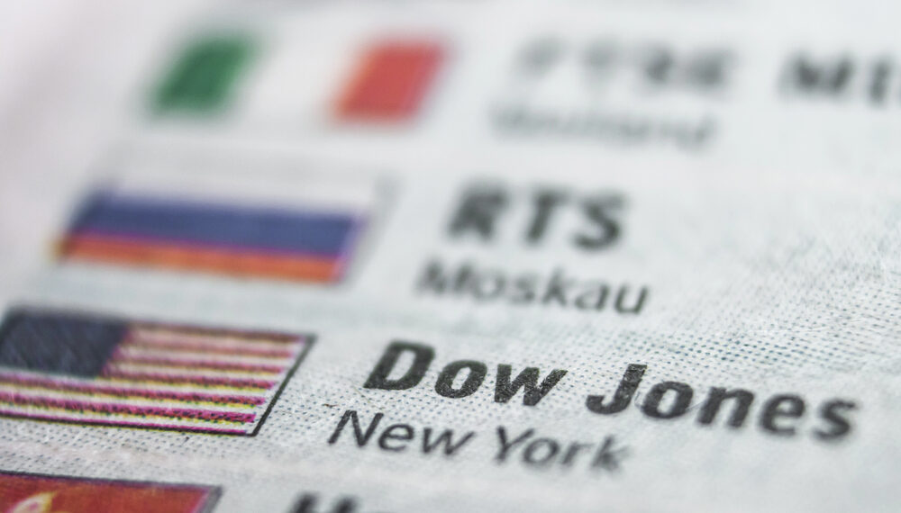 Wall Street respira tras dos complejas jornadas