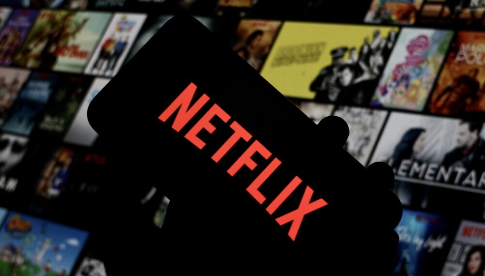 Netflix bate récord de suscriptores y acelera su apuesta por publicidad