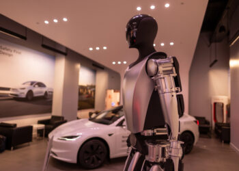 Tesla cierra una era y apuesta su futuro industrial a los robots humanoides