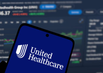 Golpe regulatorio sacude a Medicare Advantage y hunde a las grandes aseguradoras