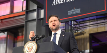Detienen a un hombre en la residencia de J.D. Vance tras un incidente nocturno en Ohio