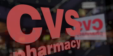 CVS refuerza la confianza del mercado al superar previsiones y sostener su hoja de ruta de recuperación