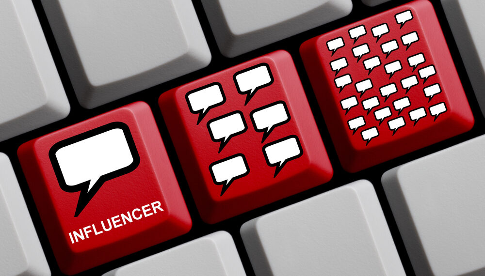 Influencers luchan con impuestos: ¿Qué gastos se pueden deducir?