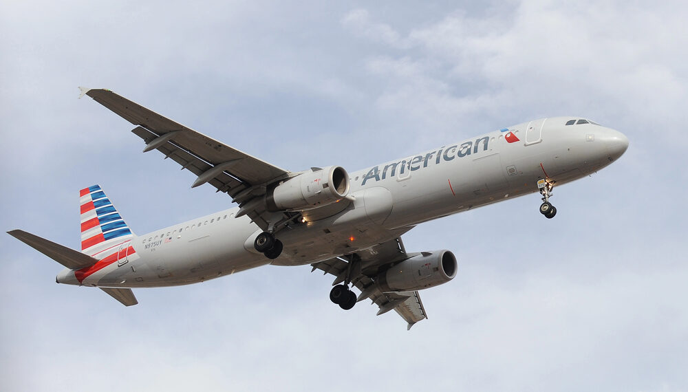 La presión crece sobre Robert Isom mientras American Airlines pierde terreno frente a Delta y United