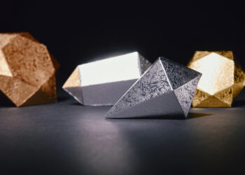 La plata sufrió un desplome histórico y el oro cede: ¿Cuál es la razón?