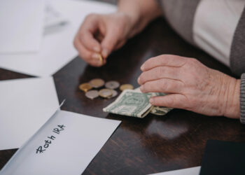 Alarma en EE. UU.: El trabajador promedio solo tiene $955 ahorrados para su jubilación