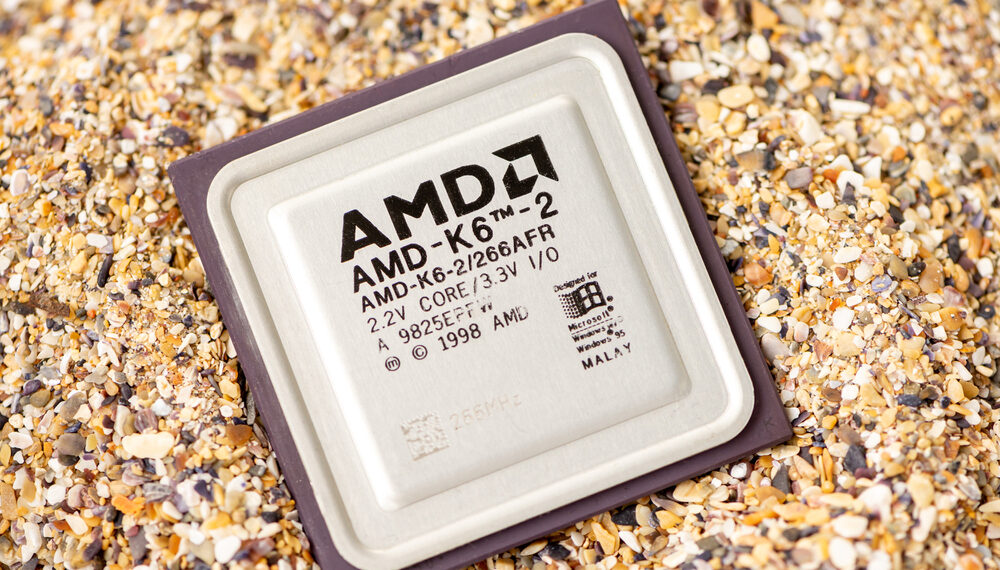 AMD sufre su mayor desplome en años