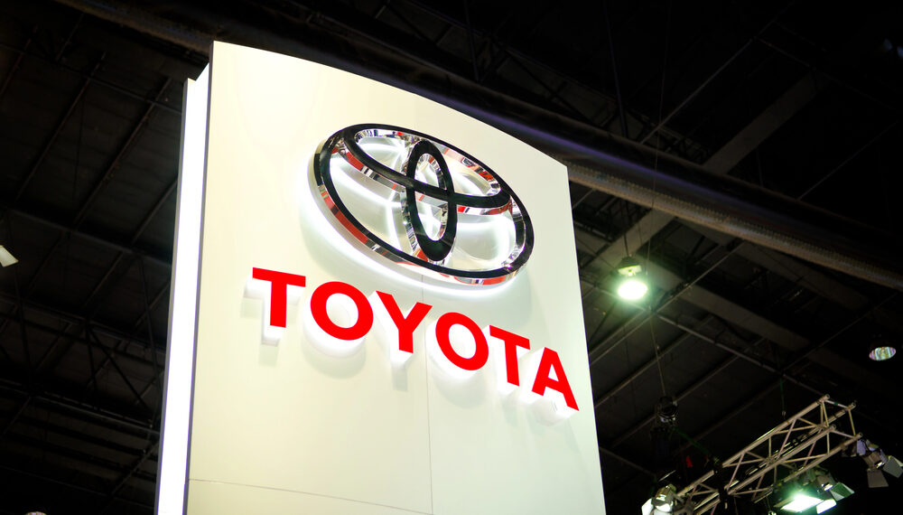 Toyota retira más de 161,000 Tundra en EE. UU. por fallas en la cámara trasera