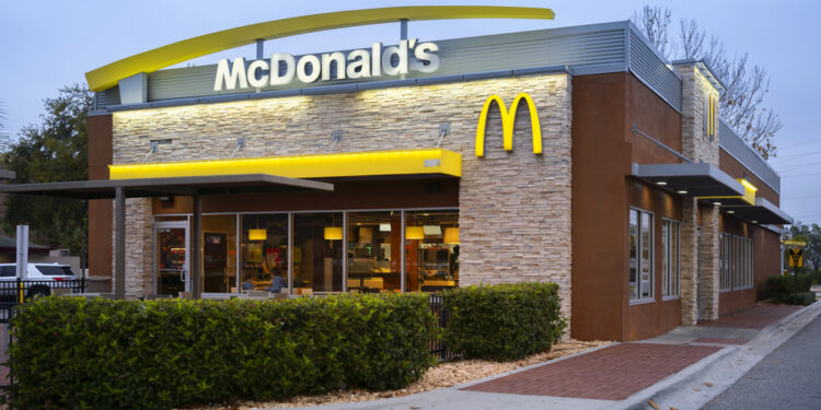 McDonald’s bate expectativas y acelera su ofensiva de valor para reconquistar clientes