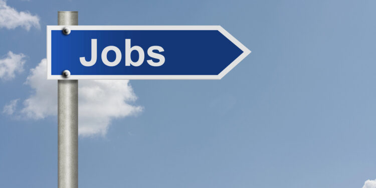 El empleo privado arranca el año con señales de enfriamiento en Estados Unidos