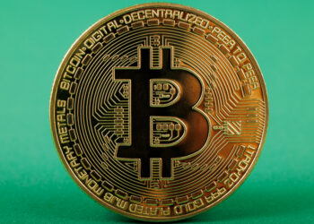 Bitcoin sigue cayendo en picada: Esta vez por debajo de los $67,000