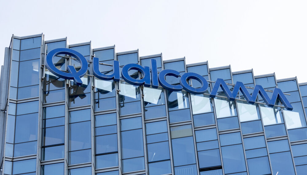 Qualcomm tropieza en bolsa pese a buenos resultados por presión de la escasez de memoria