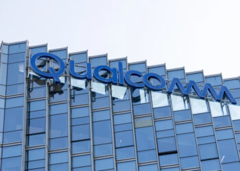 Qualcomm tropieza en bolsa pese a buenos resultados por presión de la escasez de memoria