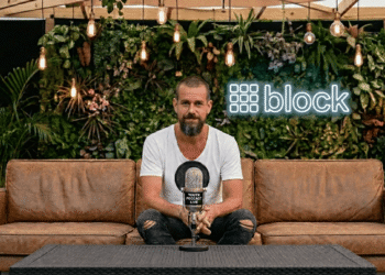 Block recortará 40% de su plantilla: Menos empleados más inteligencia artificial