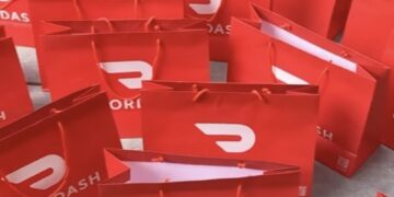 DoorDash sufre altibajos en el valor de sus acciones tras resultados débiles y previsión conservadora