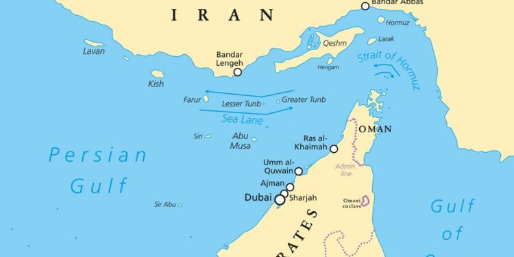 El flujo de crudo iraní hacia China persiste pese al asedio en el Estrecho de Ormuz