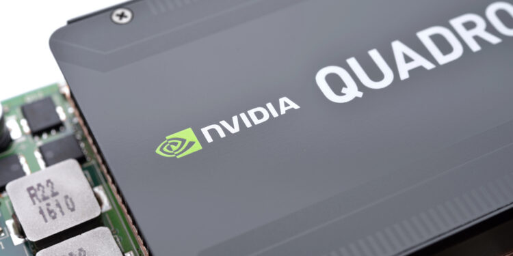 Nvidia y el billón de dólares: Alianzas automotrices y centros de datos orbitales para liderar el mercado en 2027